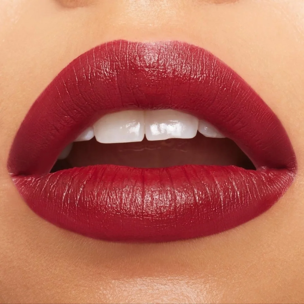 MAC Cosmetics silky matte